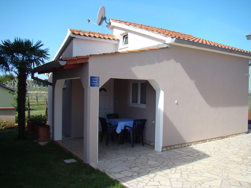 Apartment Rose Пула Стая снимка