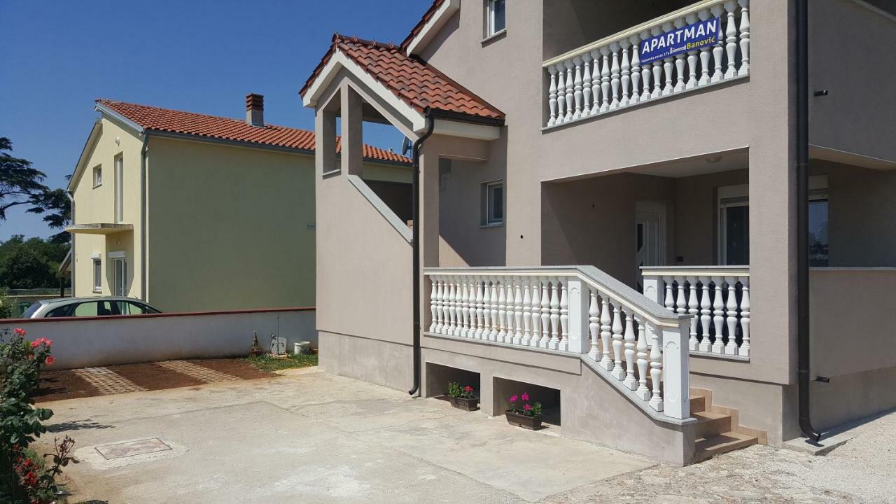 Apartment Rose Пула Екстериор снимка