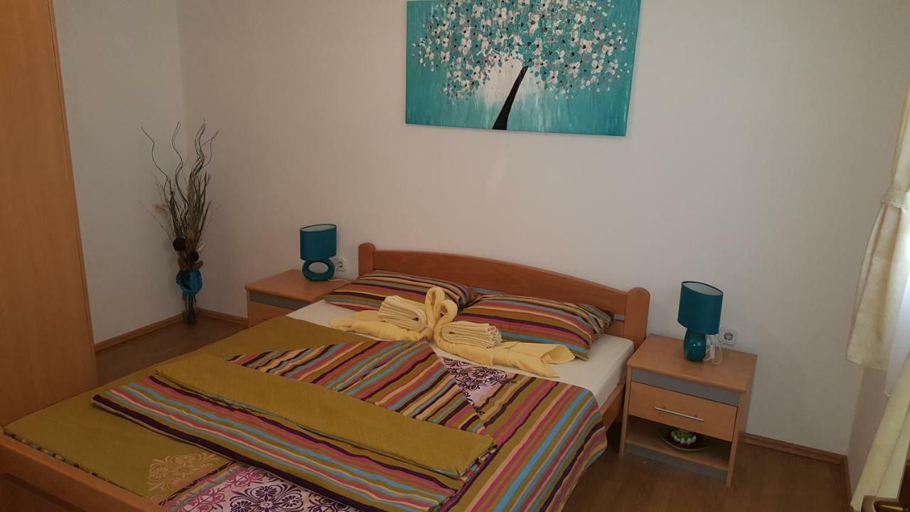 Apartment Rose Пула Екстериор снимка
